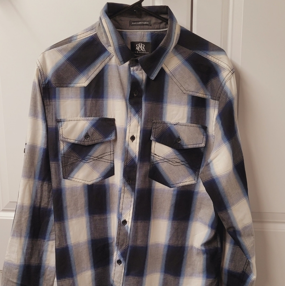 Rock & Republic Men's Shirt Size: Large